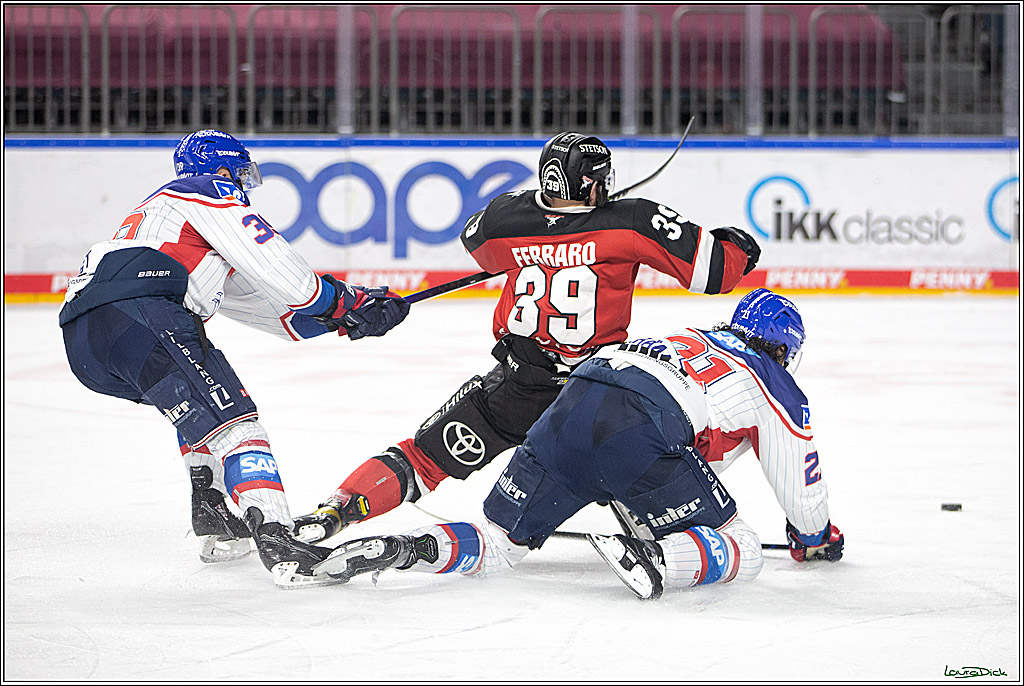 PENNY DEL; Koelner Haie- Adler Mannheim; Koeln, 02.01.2022